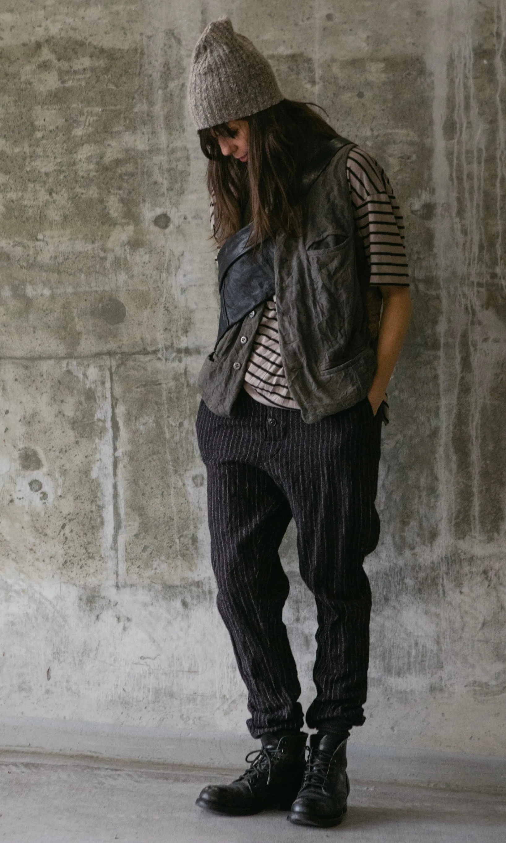 CRINKLED WOOL VEST