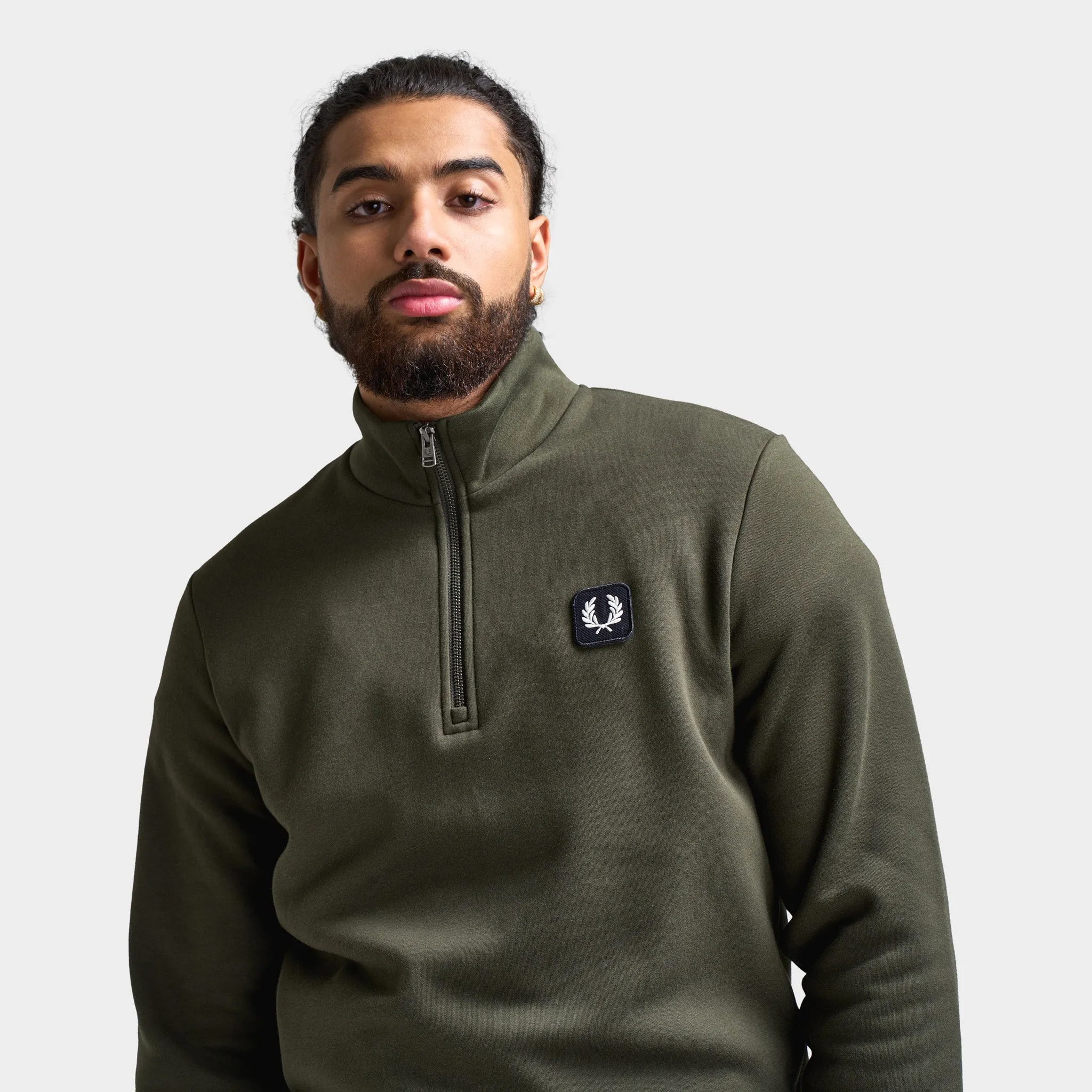Fred Perry Badge Half Zip Sweatshirt / Hunting Green