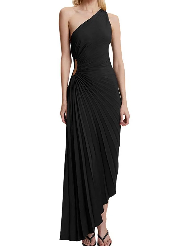 Nsquared Elegant One Shoulder Pleated Diagonal Collar Maxi Dresses