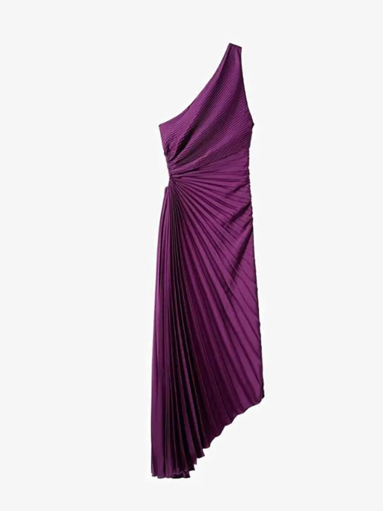 Nsquared Elegant One Shoulder Pleated Diagonal Collar Maxi Dresses