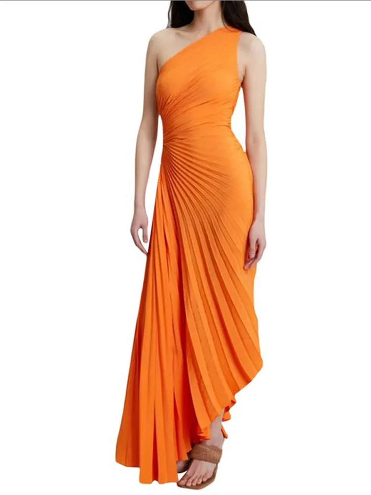 Nsquared Elegant One Shoulder Pleated Diagonal Collar Maxi Dresses