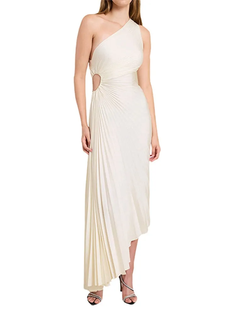Nsquared Elegant One Shoulder Pleated Diagonal Collar Maxi Dresses